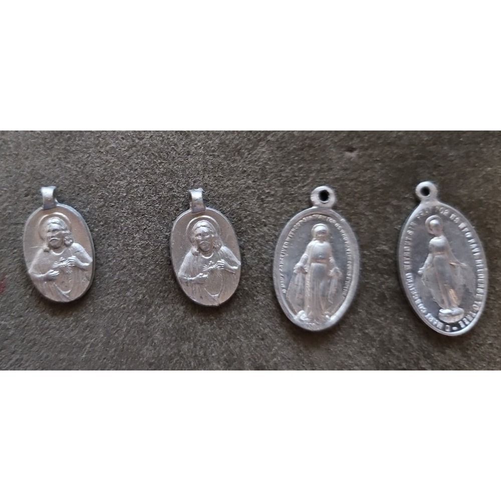 Lot of 20 ☆ Catholic ☆ Religious ☆ Medals‎ ☆
